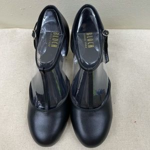 Bloch T-Strap Split Flex Character Shoes Size 9.5